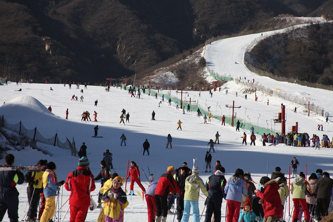 Beijing Private Tour to Huaibei Ski Resort and Mutianyu Great Wall with Lunch - What to pack for comfort on a cold Great Wall and snowy slopes