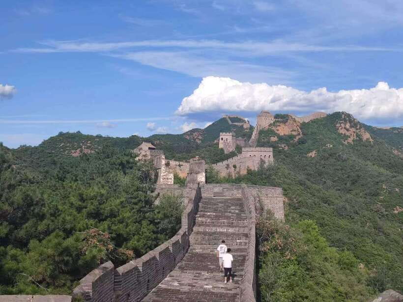 Beijing: Private Tour to Jinshanling Great Wall with Option - The Drive: 2.5 Hours Each Way, Made Easier by an Air-Conditioned Vehicle