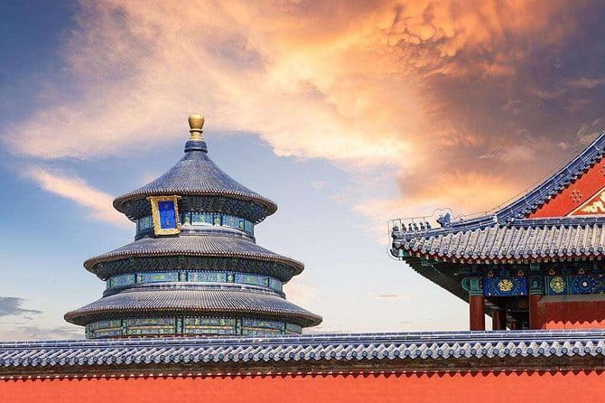 Beijing Private Tour: Top 3 Attractions in 1 Day, All-Inclusive - The guide experience: why people remember Larry
