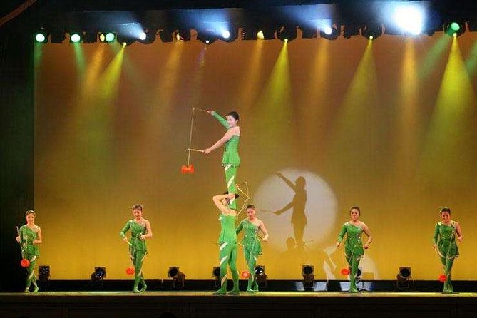 Beijing Roast Duck Banquet and Acrobatics Show with VIP Seats Evening Tour - Key Points to Know Before You Go
