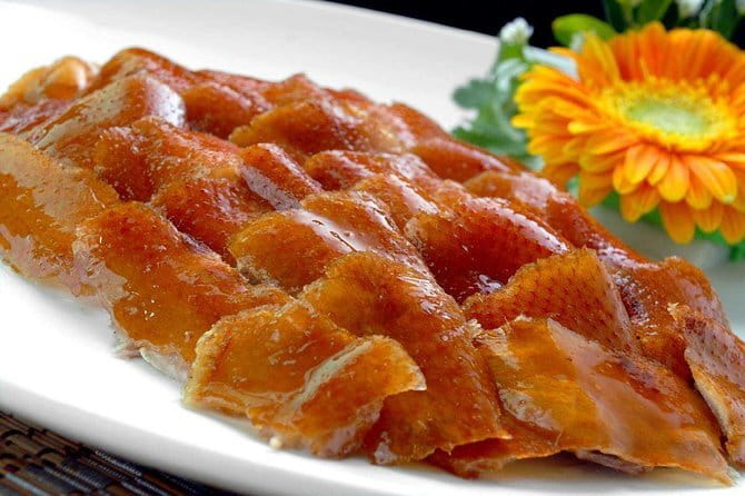 Beijing's Mutianyu Great Wall with Special Peking duck lunch and acrobatics show - Hiking Mutianyu Great Wall with your own guide (not a herd)