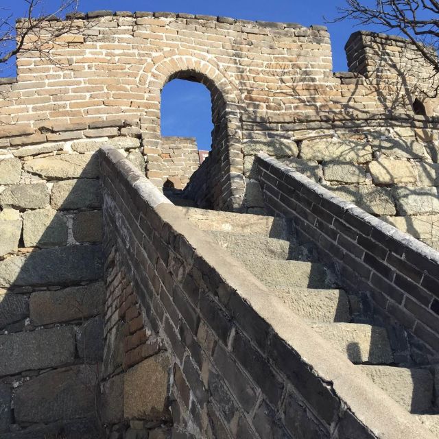 Beijing Small-Group Tour Of Great Wall & Ming Tomb - Great Wall Time: Majestic Views, and How the Guide Chooses the Spot