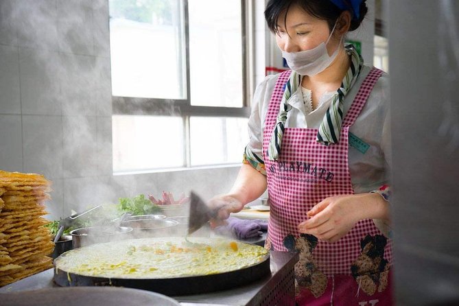 Beijing Street Breakfast Tour with Temple of Heaven and Pearl Market Visit - Why this Beijing morning combo works