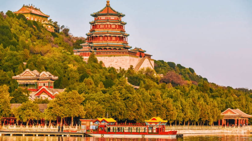 Beijing: Summer Palace Admission Ticket and eGuide - Key landmarks that make the Summer Palace feel like a palace garden