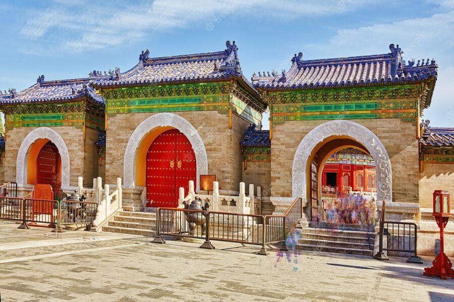 Beijing:Temple of Heaven Private Tour w/Option Show & Dinner - Inside the 2-hour Temple of Heaven highlights loop