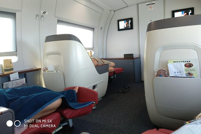 Beijing: to Xi'an Terracotta Day Tour by Roundtrip Bullet Train - Lunch timing that does not derail the day