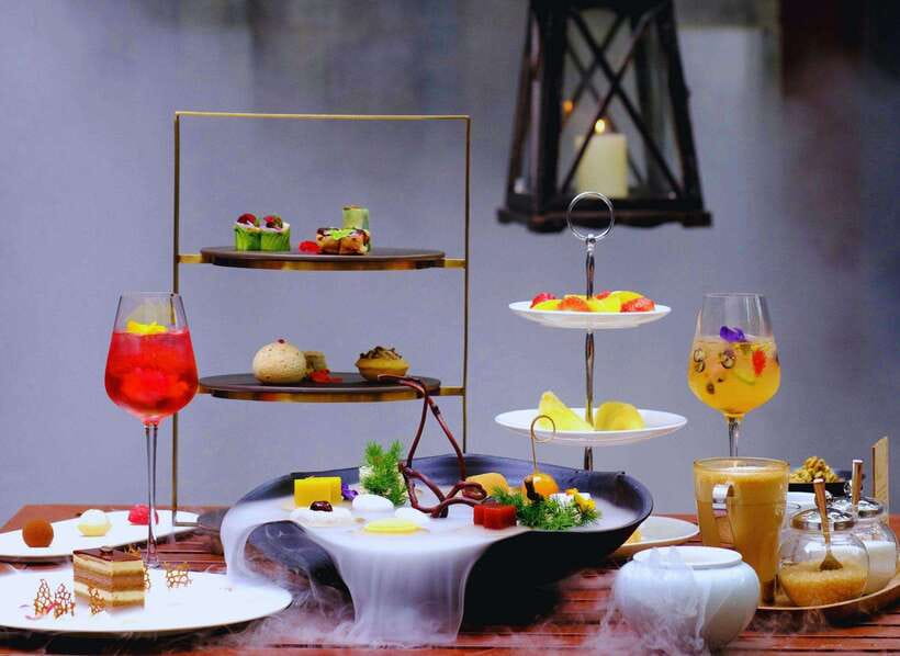 Beijing: Top Michelin Vegetarian Restaurant Reservation - Location near Tiananmen, Forbidden City, and Yonghe Temple