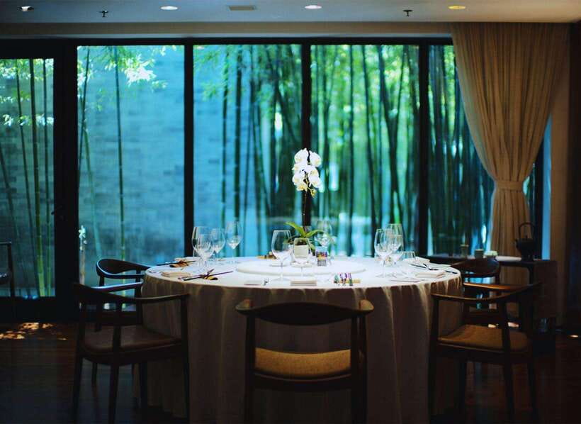Beijing: Top Michelin Vegetarian Restaurant Reservation - The menu style: mushrooms, soy, whole grains, and a low-oil philosophy