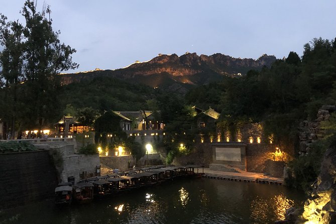 Beijing VIP Overnight Tour at Guibei Water Town with Hot Spring and Simatai Great Wall - The hot spring hotel experience: what to expect and how to prepare