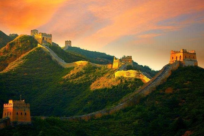 Beijing VIP Overnight Tour at Guibei Water Town with Hot Spring and Simatai Great Wall - Getting the timing right: morning vs noon departure
