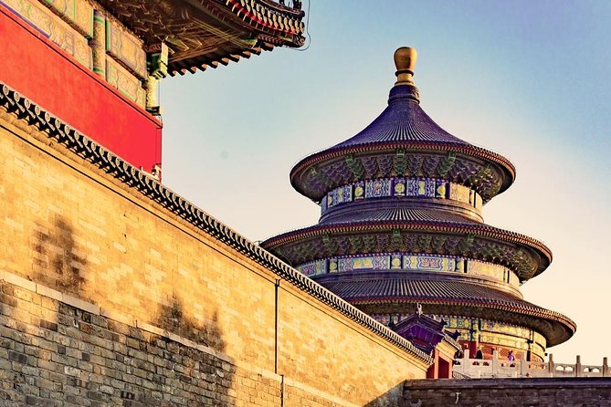 Beijing Walking Tour: Temple of Heaven and Hongqiao Market - Hall of Prayer for Good Harvests and the nail-less legend
