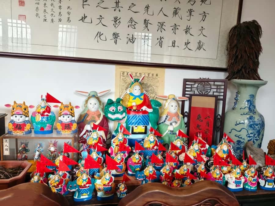 Bite and Stroll: Brunch Tour in Old Town Beijing! - Should You Book Bite and Stroll in Old Town Beijing?