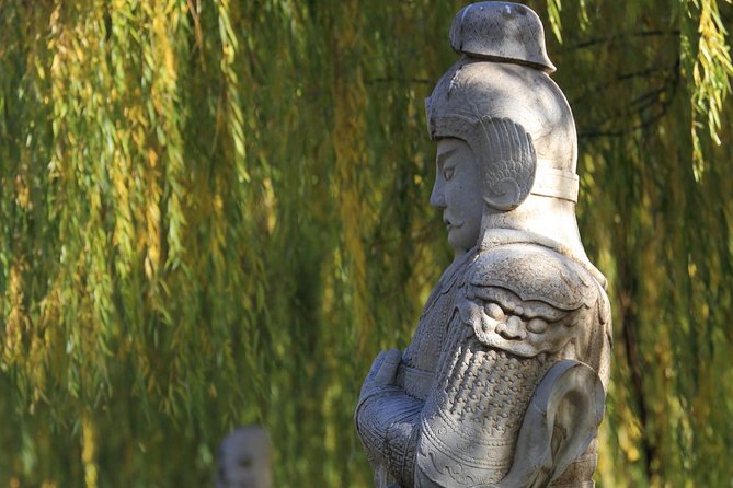 Boutique Tour: Juyongguan, Sacred Way and Dingling of Ming Tombs - Who Will Enjoy This Ming Tomb and Great Wall Mix