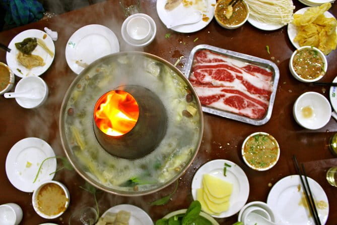 Craft Beer & Street Food Tour in Old Beijing Hutongs - The four street food tastings: what you get and how to order smarter