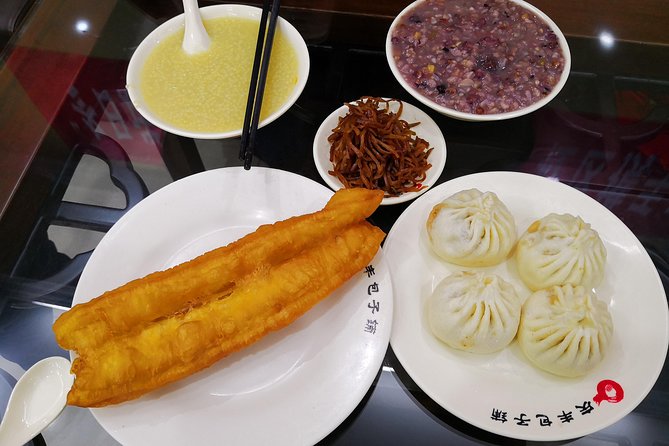 Early Bird Great Wall Private Tour with Chinese Breakfast from Beijing - Walking the wall versus cable car or toboggan rides