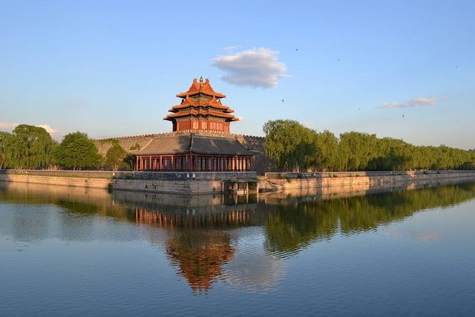 Explore The Heart of Beijing: The Top 4 Must-Visit Spots in 1 Day - Forbidden City highlights without losing your bearings