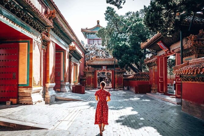 Explore the Hutongs at Houhai Lake area with the imperial afternoon Tea. - Huguosi Snack Street to Fuhuazhai BoBo: Royal Tea With Real Neighborhood Energy
