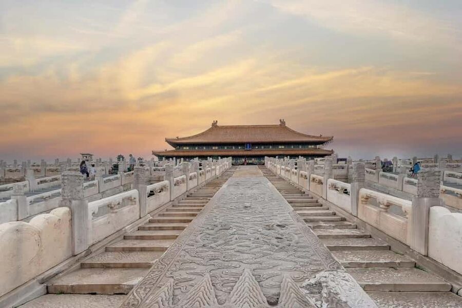 From Beijing: Mutianyu Great Wall & Summer Palace Day Tour - Guides Who Keep the Day Calm: Aria, YoYo, Lee, Selina, Gary