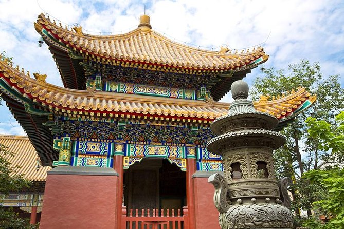 Full-Day Beijing City Tour: Hutongs, Lama Temple and Panda House - Jingshan Park climb: the view toward the Forbidden City