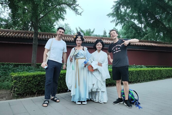Full-day Private Tour Forbidden City ,Temple of Heaven ,Tianmen - Starting strong: Temple of Heaven in about 2 hours