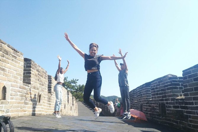 Great Wall & Forbidden City Layover Group Guided Tour (9AM-5PM) - Winter comfort, luggage care, and small stress reducers