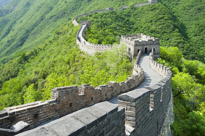 Great Wall Hiking Tour from Beijing: Simatai West to Jinshanling - Simatai West Hike: Towers, Steep Steps, and the Fun Part