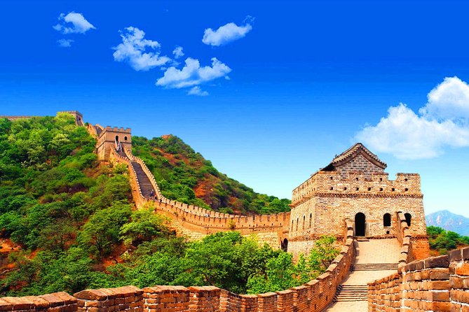 Great Wall of China at Badaling and Ming Tombs Day Tour from Beijing - Guide Quality: The Difference Between a Great Day and a Stressful One