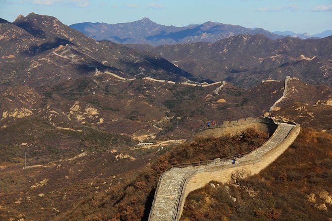 Group Tour Including Mutianyu Great Wall And Buffet Lunch - The guided wall experience: what you should focus on once you are there