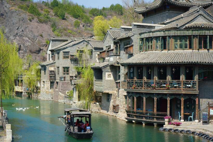 Gubei Water Town Simatai Great Wall Ticket And Options - Why this Gubei Water Town and Simatai Great Wall ticket combo works