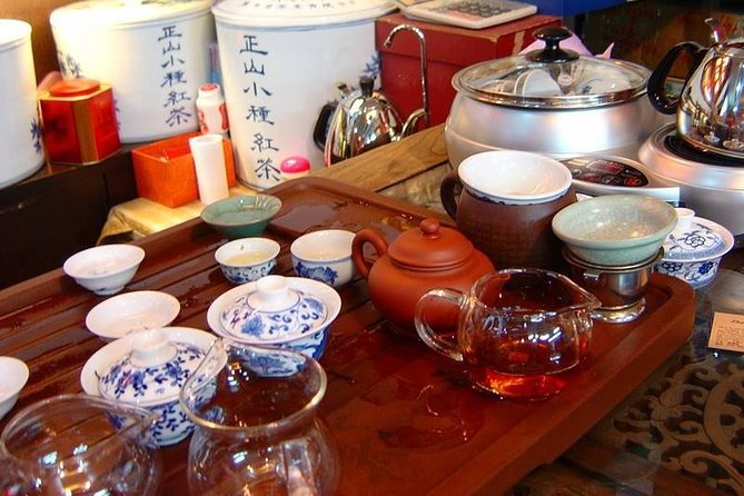 Half Day Market Tour: Maliandao Tea Street & Liulichang Antique Market - How this half-day market tour actually feels in Beijing