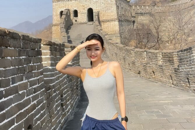 Hiking Tour Jiankou to Mutainyu with English Driver Service - Price and logistics: what you get for about $100