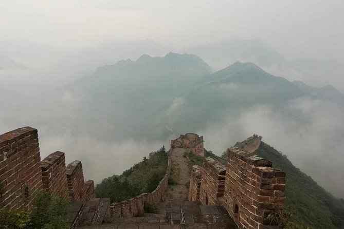 Huanghuacheng Great Wall & Ming Tombs w/ Sacred Way Private Tour - Lunch in a Local Chinese Restaurant, Not a Tourist Set Menu