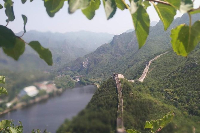 Huanghuacheng Great Wall Private Layover Guided Tour - Quick comparison: what you should expect from the day
