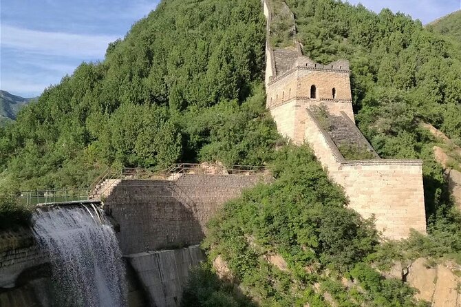 Huanghuacheng Lakeside Great Wall Private Day Tour - Stop at Huanghuacheng: what 4 hours on the wall feels like