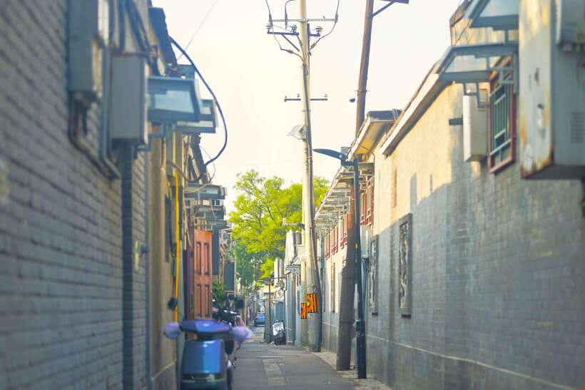 Hutong Walking Tour: Discover Real Beijing without Crowds - Group Size, Guide Style, and Why People Keep Mentioning the Same Names