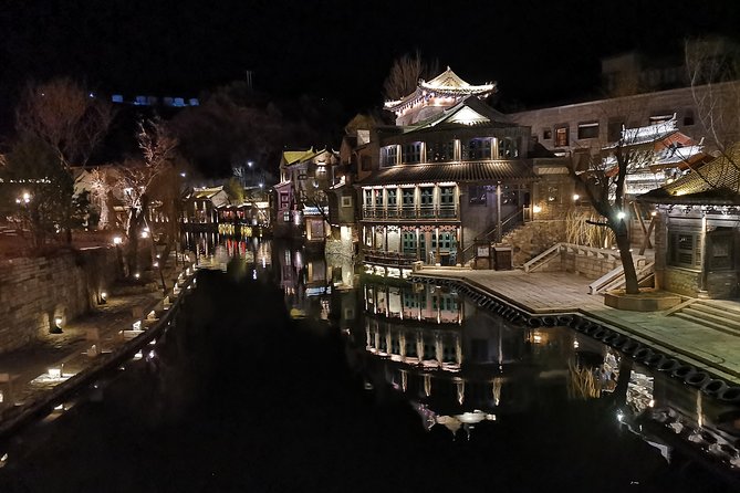 Illuminated Great Wall Tour to Simatai Section and Gubei Water Town with Dinner - The Dinner Plan That Makes the Evening Easier