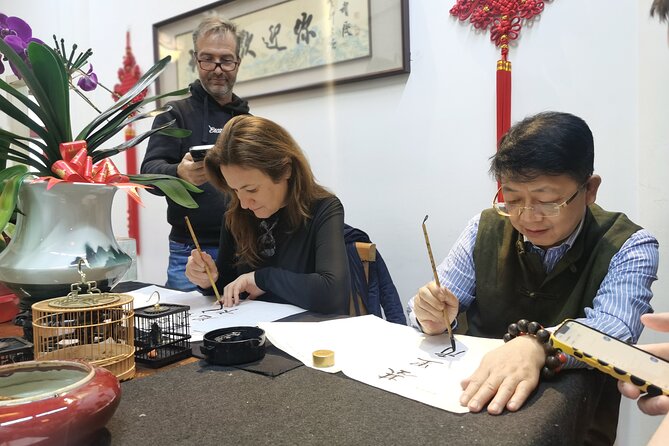 Immerse Yourself:Chinese Calligraphy Experience in Beijing Hutong - Hutong calligraphy, in the real heart of Beijing
