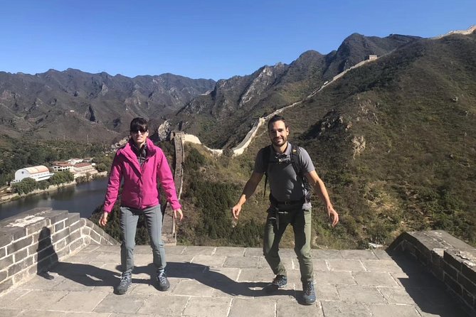 Layover Private Tour to Mutianyu Great Wall from Capital Airport ( PEK) - The 3 Main Stops: PEK, the Wall, and Your Flight-Safe Return