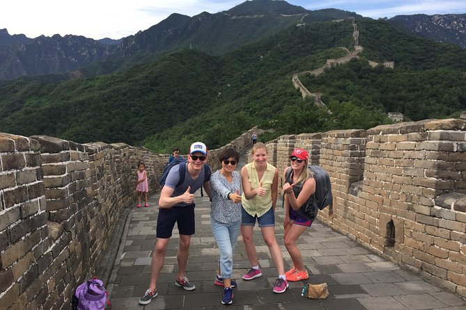 Layover Private Tour to Mutianyu Great Wall from Capital Airport ( PEK) - Meeting at PEK: Starbucks, Exit B, and Immigration Timing