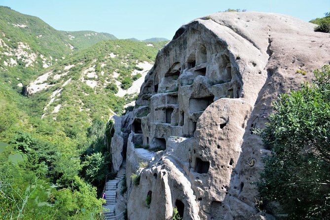 Longqing Gorge and Guyaju Caves Excursion With English Speaking Driver - Guyaju Caves: 117 stone rooms carved into cliff dwellings