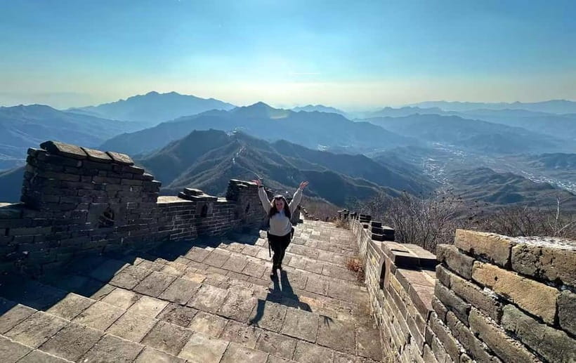 Mutianyu Great Wall 5-KM Guided Hike with Uphill Cable Car - Cable Car Up to Watchtower 14: save your legs for Tower 20