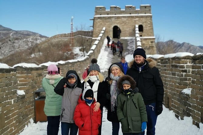 Mutianyu Great Wall Airport Layover Group Guided Tour (9AM-1PM) - Your driver and guide, working as a team