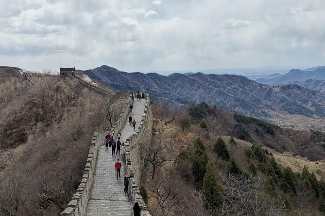 Mutianyu Great Wall Private Trip VIP Fast Track from PEK Airport - Your Time on the Wall: About Two Hours for Independent Exploring