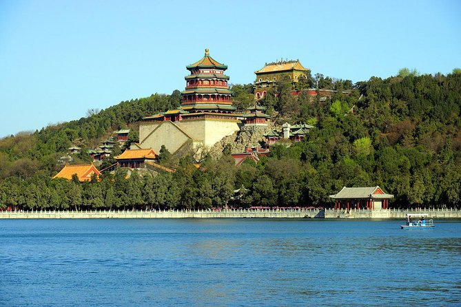 One-Day Private Summer Palace and Mutianyu Great Wall Tour of Beijing - A Calm Great Wall Morning at Mutianyu