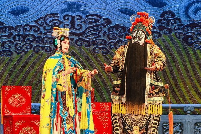 Peking Opera at Liyuan Theater Tickets - Meeting point for the 7:30 pm show, and how to not rush