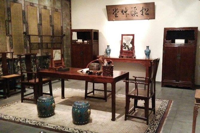 Private Beijing Art Tour including Red Gate Gallery, 798 Art Zone and Guanfu Museum - Stop 2: 798 Art Zone, studios and design inside a former military factory