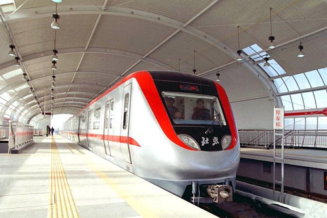 Private City Tour By Public Transportation: Temple Of Heaven, Tiananmen Square and Forbidden City - Pickup time, tickets, and how your guide keeps the day under control