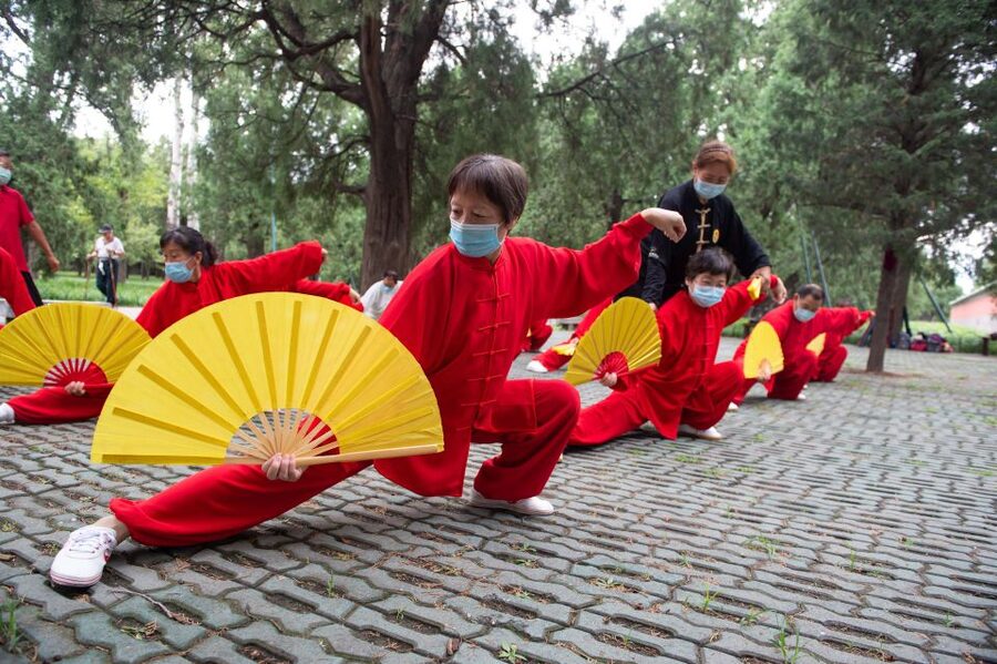 Private City Tour Of Beijing Including Entrance Ticket - Forbidden City day planning: tickets, Monday closures, and the Jingshan backup