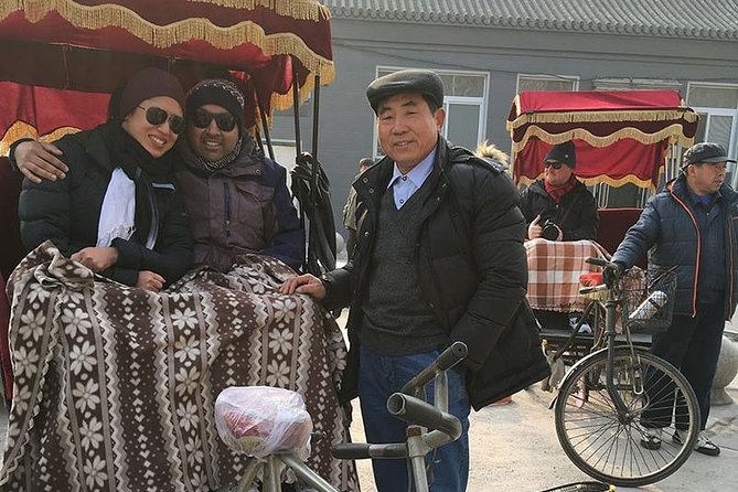 Private Day Tour: Lama Temple, Summer Palace and Hutong Dumpling Lunch - The silk workshop stop, where craftsmanship gets explained