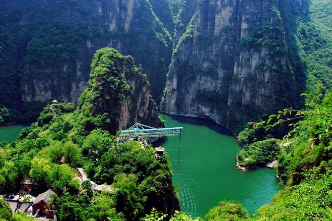 Private Day Tour to Longqing Gorge with Boat Ride and Cable Car from Beijing - Longqing Dam First Stop: The Dragon-Shaped Elevator
